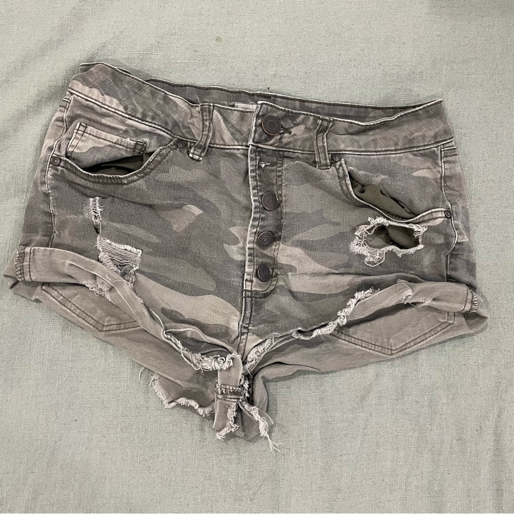 Ripped jean shorts from refuge
